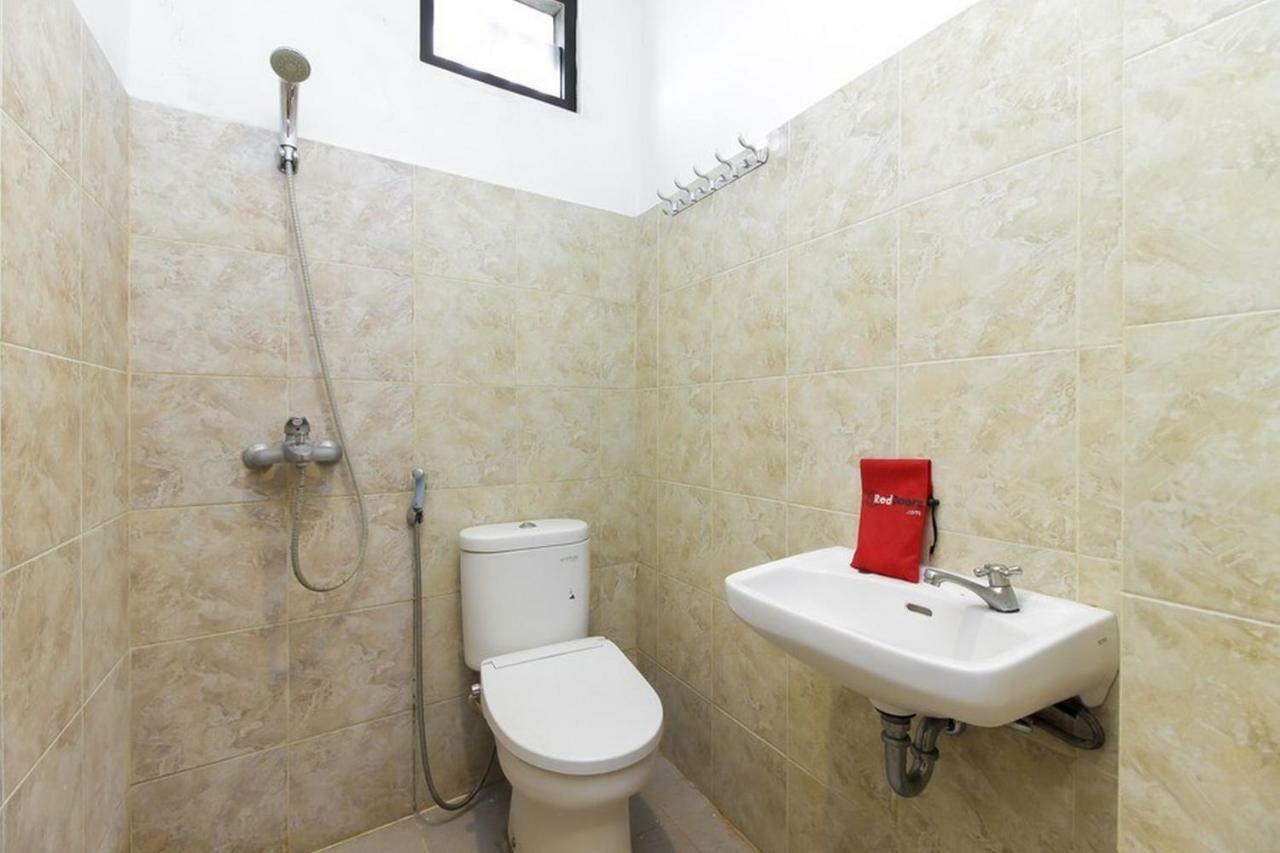Reddoorz Plus @ Paal 2 Manado Dış mekan fotoğraf